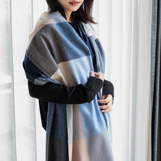 2025 new women's scarves, thickened, warm, imitation cashmere plaid scarves, winter shawls, stylish scarves. 2025 new women's scarves, thickened, warm, imitation cashmere plaid scarves, winter shawls, stylish scarves.