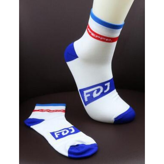 Export cycling socks, mountain bike socks, running and hiking socks, and basketball socks. Export cycling socks, mountain bike socks, running and hiking socks, and basketball socks.