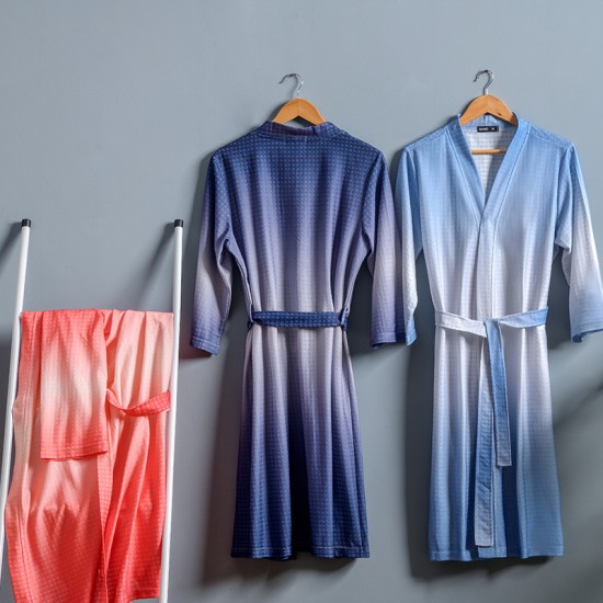 Hot-selling high-end hotel couple's bathrobes for autumn and winter, thickened and long women's baby fleece robes.