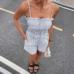 Cross-border European and American women's clothing: 2025 spring/summer stylish striped short top and bottom set. Cross-border European and American women's clothing: 2025 spring/summer stylish striped short top and bottom set.