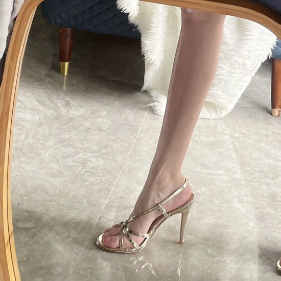 Heart-pounding! Classic and versatile square-toed, open-toed, mid-heeled, single-strap sandals for women in summer with thick heels.