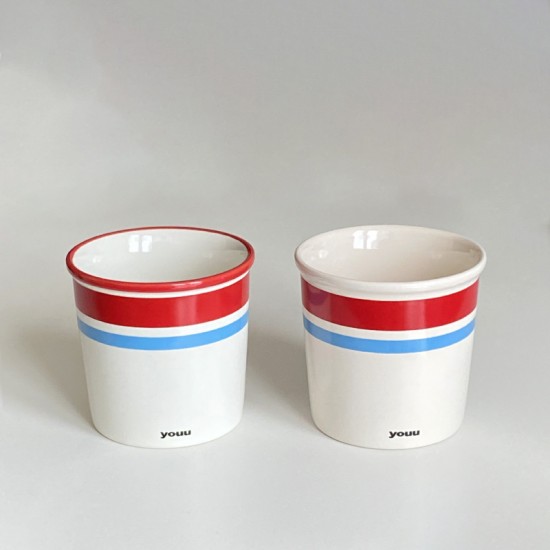 Cute striped blue gaming KT coffee cup, homemade simple cartoon hand-painted ceramic flip-top mug Cute striped blue gaming KT coffee cup, homemade simple cartoon hand-painted ceramic flip-top mug