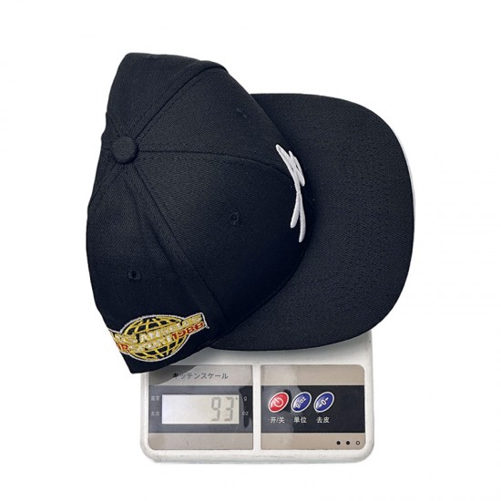 Cross-border new foreign trade lettered A Amazon's versatile flat-brim hats for men and women, featuring a simple, stylish hip-hop hat.