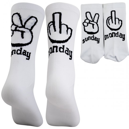 European and American Instagram-style Korean-style mid-calf socks. Hip-hop hook couple socks, black and white, with a kiwi fruit brand.