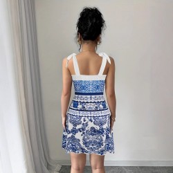 Lace Paneled Backless Short-Sleeved T-Shirt, Slim Fit Fashion Top for Women, Summer European and American Slim Fit Solid Color Round Neck T-Shirt
