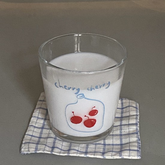 INS retro hand-painted fruit shot glass, niche refreshing glass, heat-resistant espresso cup for couples. INS retro hand-painted fruit shot glass, niche refreshing glass, heat-resistant espresso cup for couples.