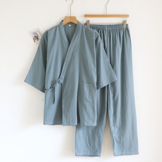 Couples' cotton gauze nightgown, pine tree-style, thin, men's and women's bathrobes, loose cotton kimono pajamas, and loose drawstring mid-length kimono pajamas. Couples' cotton gauze nightgown, pine tree-style, thin, men's and women's bathrobes, loose cotton kimono pajamas, and loose drawstring mid-length kimono pajamas.