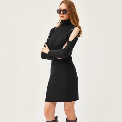 New European and American women's clothing for autumn and winter. Popular and fashionable, sexy, V-neck, beaded, hip-hugging, long-sleeved knitted dress for women.