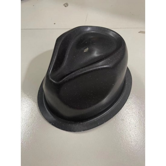 PVC plastic hat holders, round top flat hats. PVC plastic hat holders, round top flat hats.