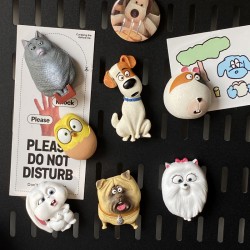 Cute cartoon puppy refrigerator magnet, creative tilted head hook-shaped small animal magnetic ornament, perforated board decoration.