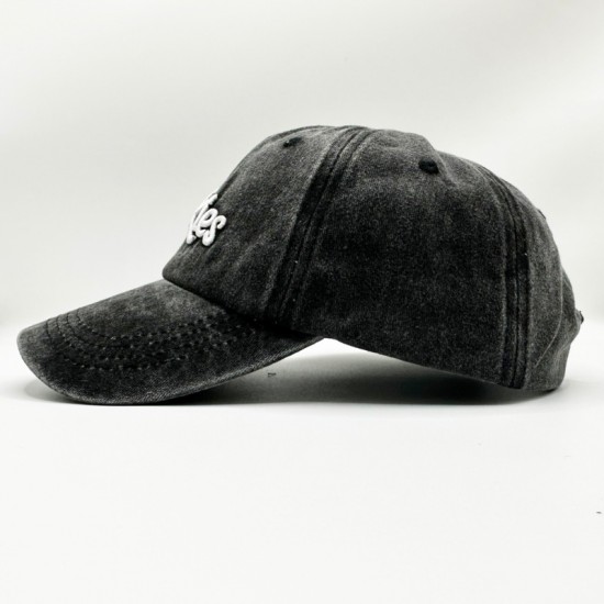 New European and American cross-border children's knitted hats in stock, Halloween jacquard spider pullover hats, funny party beanies New European and American cross-border children's knitted hats in stock, Halloween jacquard spider pullover hats, funny party beanies