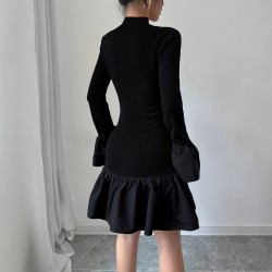 New Autumn and Winter 2025 Elegant Slim Fit Miniskirt: Fashionable Elegant Bell Sleeve, Floral Half-High Neck Spliced ​​Dress for Women