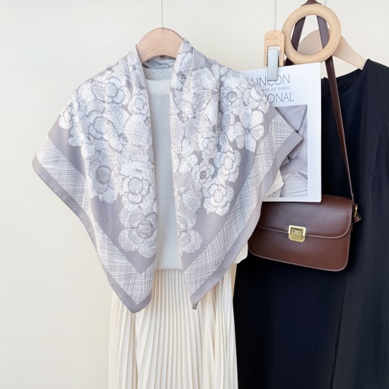 Creative and fashionable printed 90cm square scarf, Korean-style professional scarf, spring and summer women's travel outfit, stylish thin silk scarf Creative and fashionable printed 90cm square scarf, Korean-style professional scarf, spring and summer women's travel outfit, stylish thin silk scarf