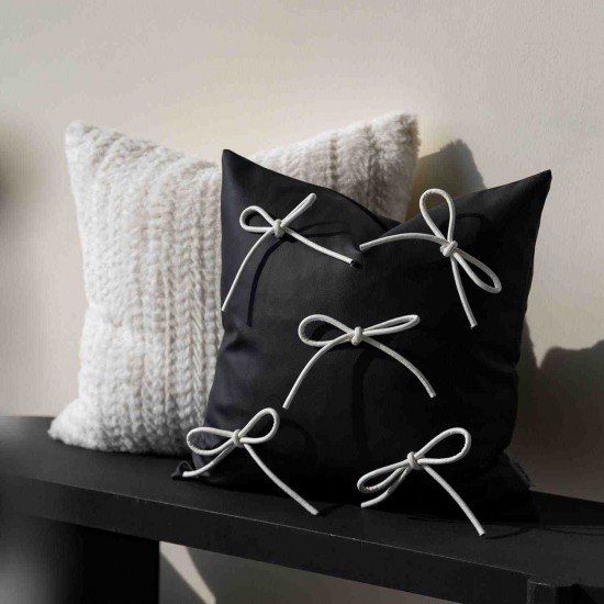 Black and white bow wabi-sabi modern minimalist luxury pillow, influencer homestay bedroom cushion, bay window sofa cushion cover Black and white bow wabi-sabi modern minimalist luxury pillow, influencer homestay bedroom cushion, bay window sofa cushion cover