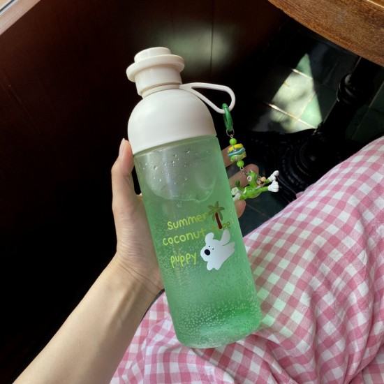 Summer coconut tree puppy double-mouth plastic cup, simple cartoon hook-shaped sports large-capacity cup (600ml).