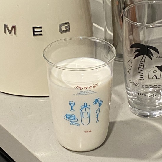 Romantic blue fireworks glass Instagram celebration pink fireworks, large Rongling water cup, simple iced American coffee cup.