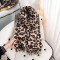 European and American classic retro style, a high-end leopard print scarf for women, a fashionable and elegant fall/winter warm faux cashmere tassel shawl.