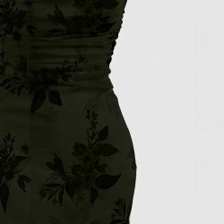 European and American high-end slim-fit maxi dress: elegant, slim-fitting mesh print, cross-back camisole dress. European and American high-end slim-fit maxi dress: elegant, slim-fitting mesh print, cross-back camisole dress.