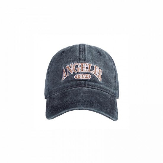 23 autumn and winter cross-border foreign trade pullover hats with multi-colored letters, including European and American men's and women's woolen knitted hats.