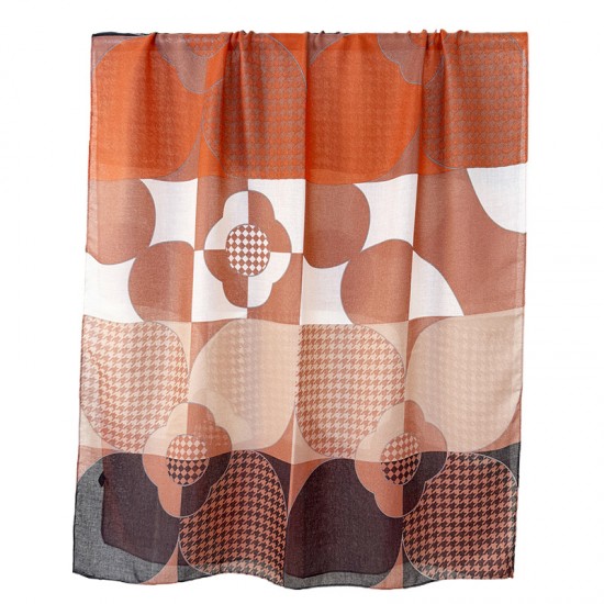 Fashionable and stylish women's shawls, stylish and elegant, European and American cross-border high-quality geometric print silk scarves. Fashionable and stylish women's shawls, stylish and elegant, European and American cross-border high-quality geometric print silk scarves.