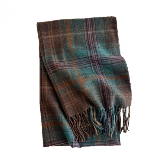 A new winter women's scarf with a wave pattern and tassels, a high-end, versatile and warm scarf. A new winter women's scarf with a wave pattern and tassels, a high-end, versatile and warm scarf.
