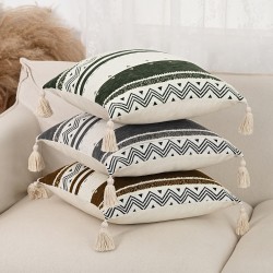 Cross-border Nordic ins Fair Isle pillows, square-shaped drop ball lotus-trimmed pillows for sofas and bedrooms.