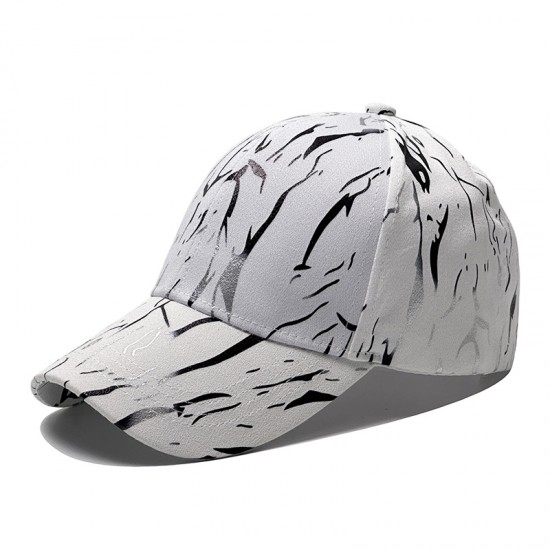 New cross-border Amazon summer sun protection, fashionable casual baseball caps with gold foil, trendy influencer caps for men and women. New cross-border Amazon summer sun protection, fashionable casual baseball caps with gold foil, trendy influencer caps for men and women.