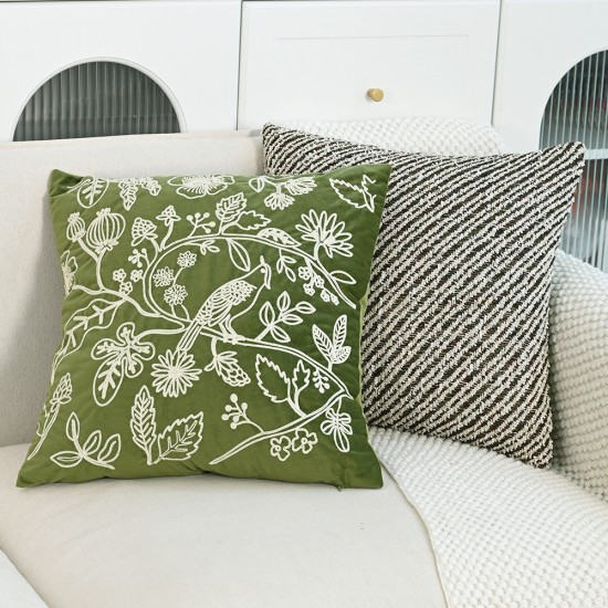 French INS style ruffled lace pillow, white square lumbar pillow, European-style sofa and bedroom cushion.