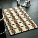 Checkerboard absorbent bathroom floor mats, non-slip bathroom entrance mats, and flocked bedroom entrance floor mats.
