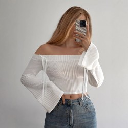 Slim-fitting, draped, long-sleeved, solid-color top and shirt