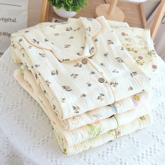 Postpartum postpartum clothes, pure cotton double-layer gauze, thin, spring and summer, long-sleeved nursing pajamas, all-cotton loungewear sets. Postpartum postpartum clothes, pure cotton double-layer gauze, thin, spring and summer, long-sleeved nursing pajamas, all-cotton loungewear sets.